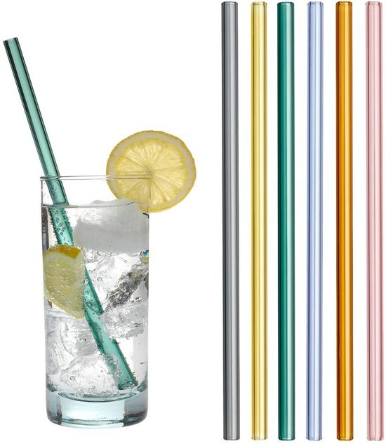 Trinkhalme aus farbigem Glas