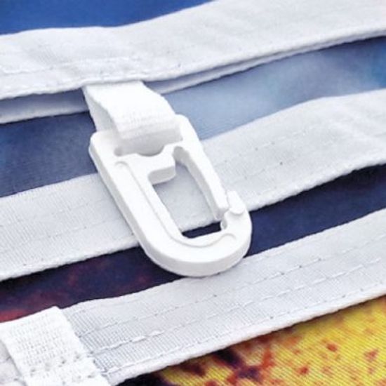 Rand mit Besatzband verstärkt und Karabinerhaken